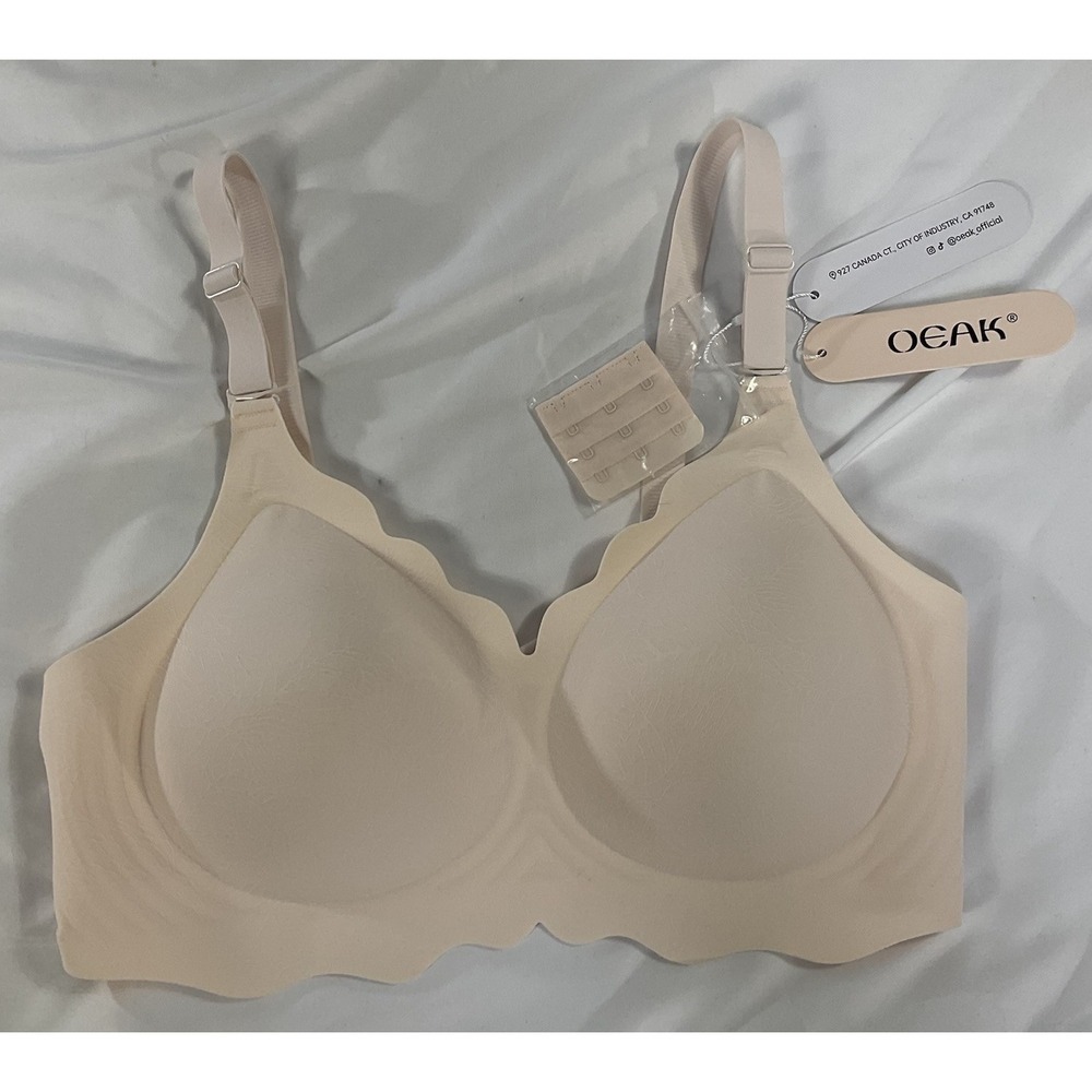 OEAK Womens Seamless Wireless Bras Beige Scalloped Size Medium Soft Cozy NWT 353